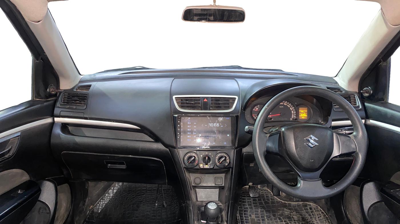 2016 Maruti Swift LXI (O), CNG, Manual, 91,862 km, Dashboard