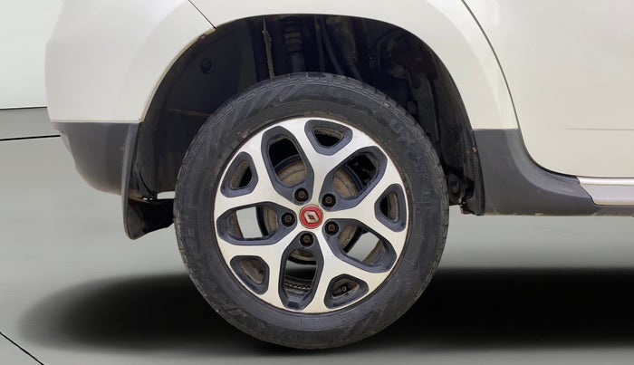 2021 Renault Duster RXZ 1.3 TURBO PETROL CVT, Petrol, Automatic, 57,728 km, Right Rear Wheel