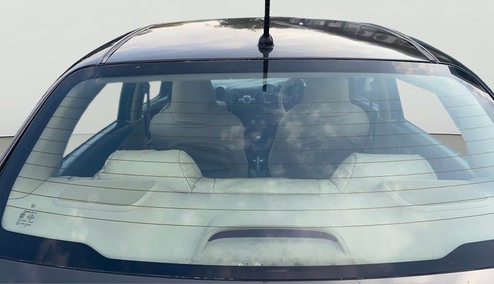 2014 Honda Amaze 1.2L I-VTEC VX, CNG, Manual, 1,21,720 km, Rear Windshield