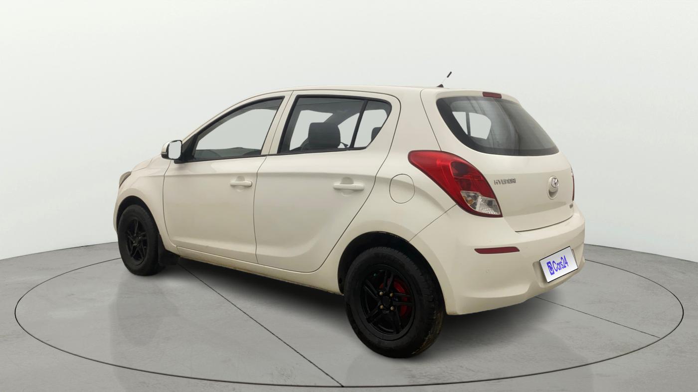 2013 Hyundai i20 MAGNA 1.2, Petrol, Manual, 73,170 km, Left Back Diagonal