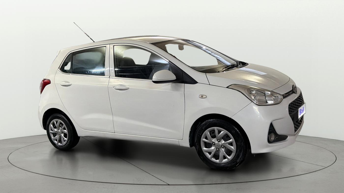 2017 Hyundai Grand i10 SPORTZ 1.2 KAPPA VTVT, CNG, Manual, 46,754 km, Right Front Diagonal