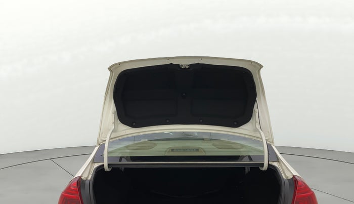 2018 Toyota Etios V PLATINUM, Petrol, Manual, 60,242 km, Boot Door Open