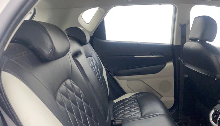 2022 KIA SONET HTX 1.5, Diesel, Manual, 71,501 km, Right Side Rear Door Cabin