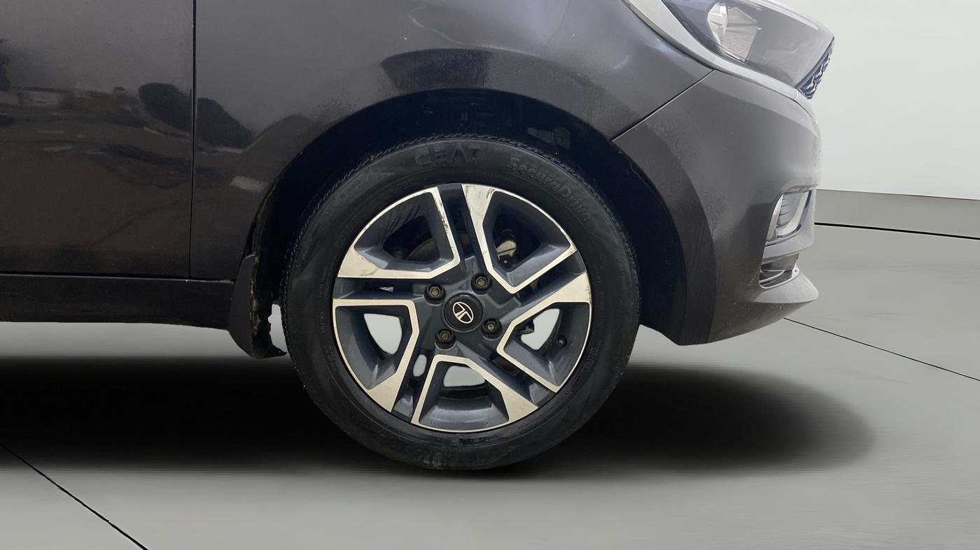2022 Tata Tiago XZA PLUS PETROL, Petrol, Automatic, 62,477 km, Right Front Wheel