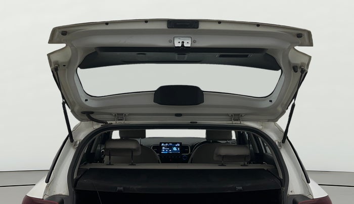 2020 Hyundai VENUE SX 1.0 TURBO, Petrol, Manual, 66,219 km, Boot Door Open