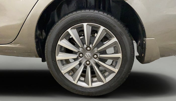 2018 Maruti Ciaz ALPHA 1.5 SHVS PETROL, Petrol, Manual, 64,532 km, Left Rear Wheel