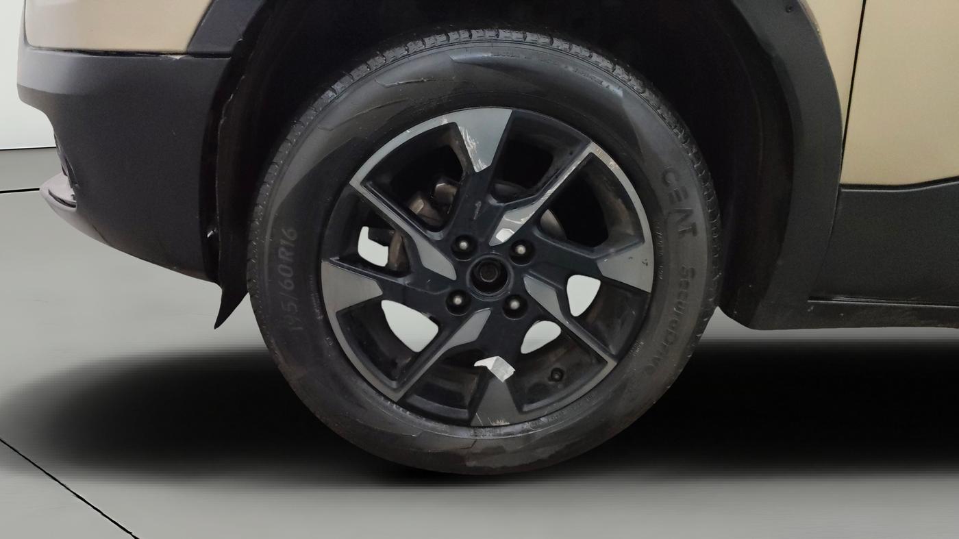 2022 Tata PUNCH CREATIVE 1.2 MT KAZIRANGA EDITION , Petrol, Manual, 39,212 km, Left Front Wheel