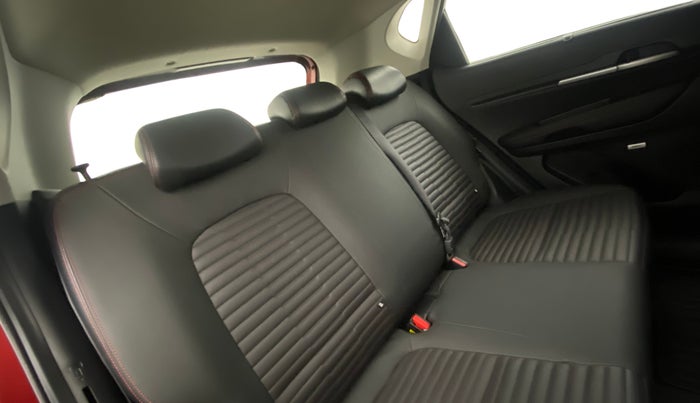 2023 KIA SONET GTX PLUS 1.0 DCT, Petrol, Automatic, 33,929 km, Right Side Rear Door Cabin