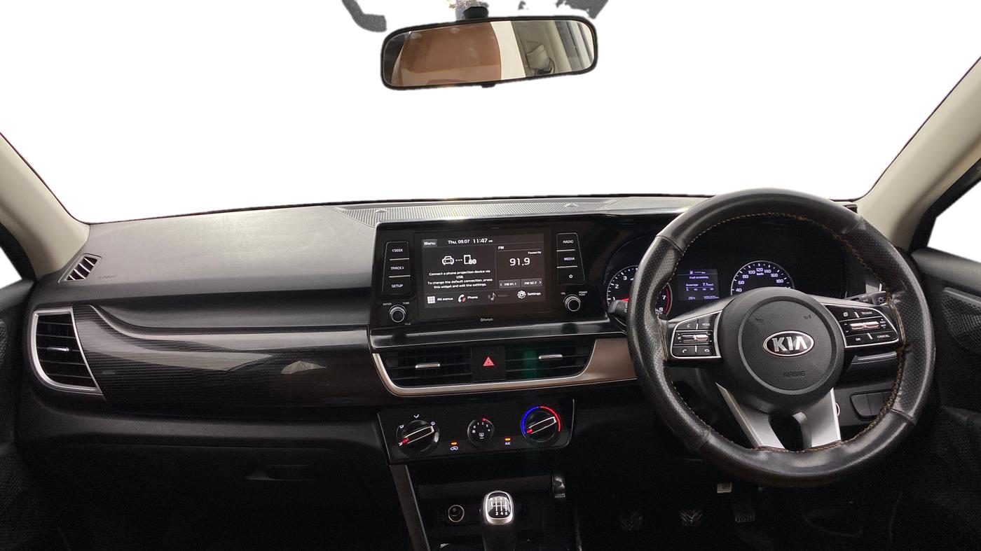 2020 KIA SELTOS HTK PLUS 1.5, Petrol, Manual, 1,05,334 km, Dashboard