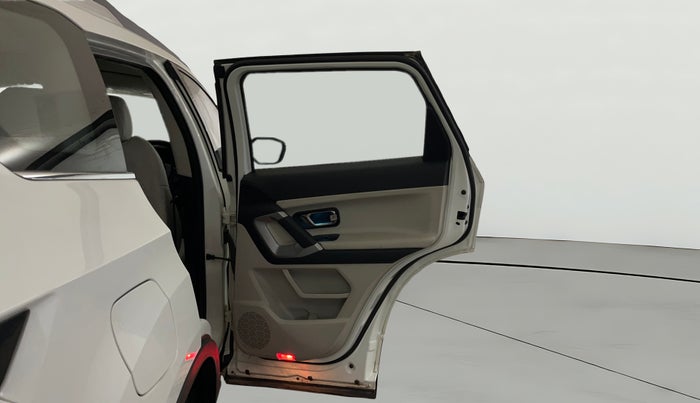 2021 Tata Safari XZA PLUS, Diesel, Automatic, 91,196 km, RHS Rear Door