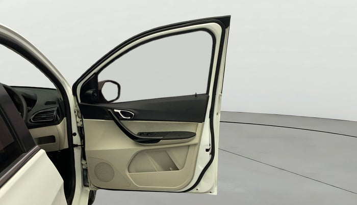 2022 Tata TIGOR XZ PLUS CNG, CNG, Manual, 84,728 km, RHS Front Door