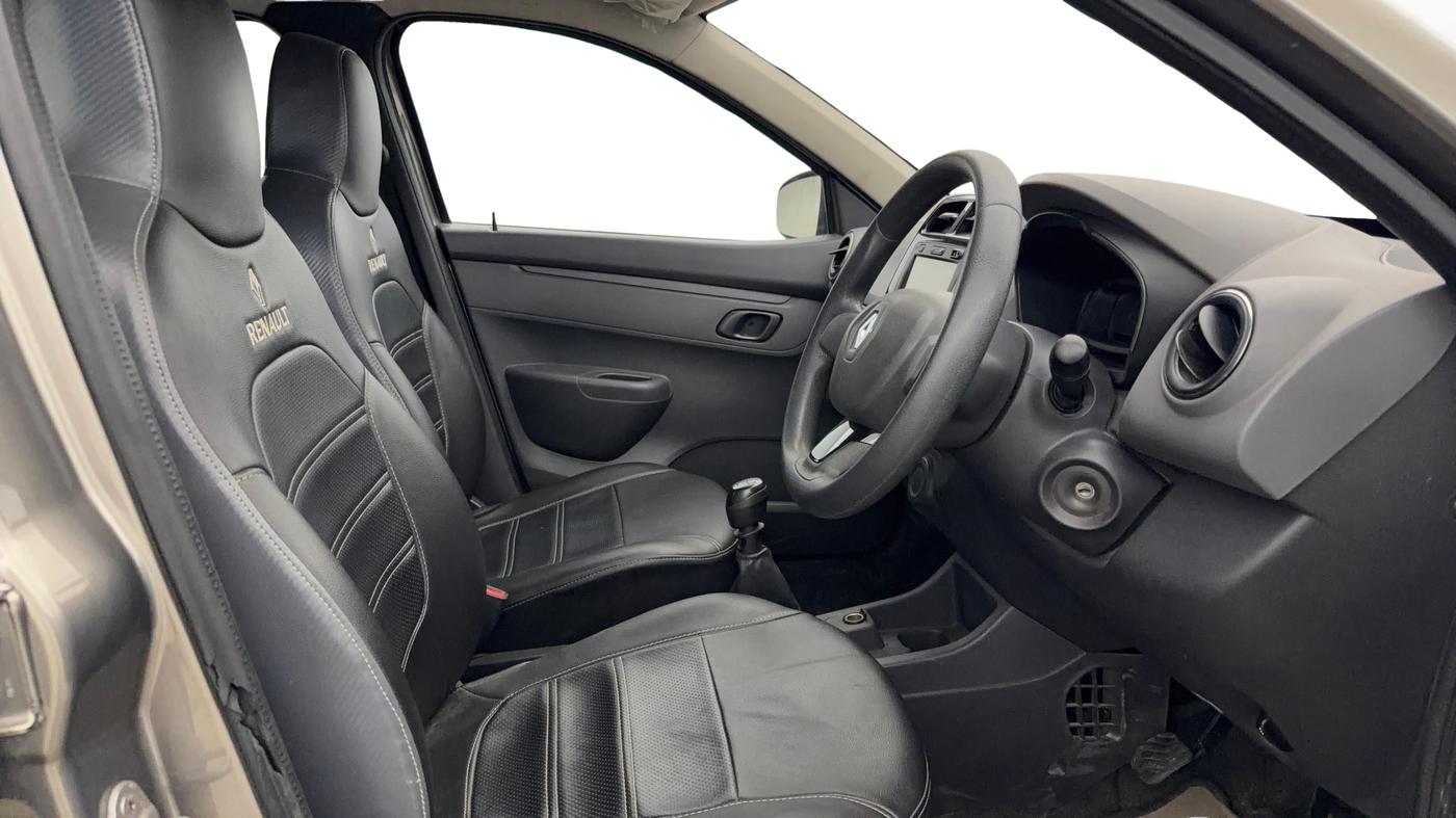 2016 Renault Kwid RXT 0.8, Petrol, Manual, 38,065 km, Right Side Front Door Cabin