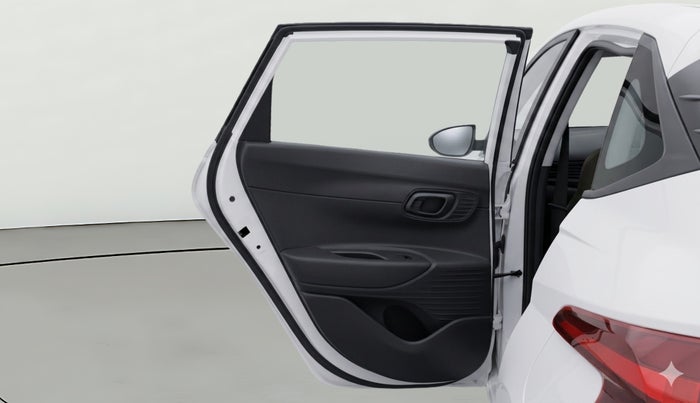 2022 Hyundai NEW I20 MAGNA 1.2 MT, Petrol, Manual, 55,771 km, LHS Rear Door