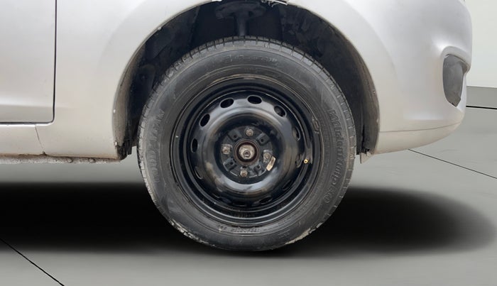 2015 Tata Bolt XM REVOTRON, Petrol, Manual, 77,367 km, Right Front Wheel