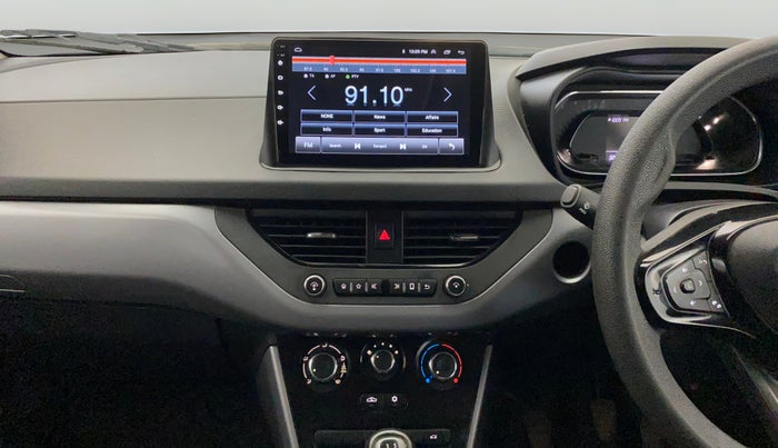 2022 Tata NEXON XM SUNROOF PETROL, Petrol, Manual, 32,800 km, Air Conditioner