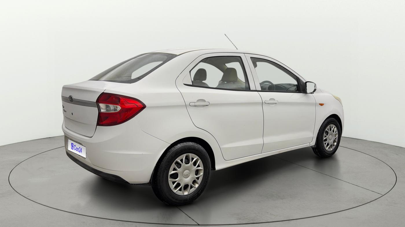2016 Ford Figo Aspire AMBIENTE 1.2 PETROL ABS, Petrol, Manual, 68,162 km, Right Back Diagonal
