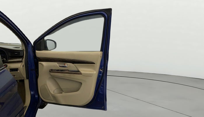 2019 Maruti Ertiga ZXI+ SHVS, Petrol, Manual, 70,619 km, RHS Front Door