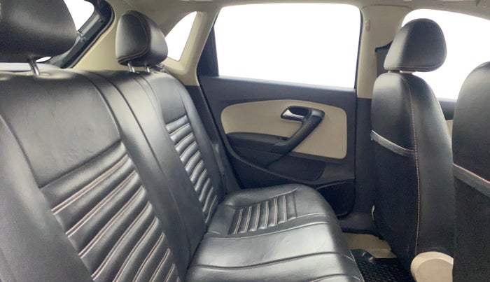 2013 Volkswagen Polo HIGHLINE DIESEL, Diesel, Manual, 67,448 km, Right Side Rear Door Cabin