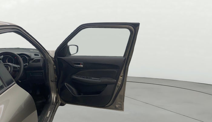 2018 Maruti Swift VXI, Petrol, Manual, 48,335 km, RHS Front Door