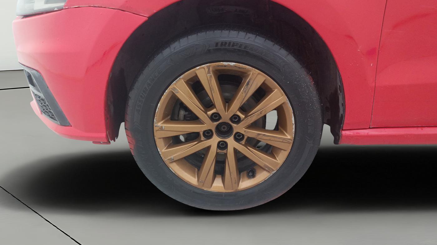 2015 Volkswagen Polo GT TSI AT, Petrol, Automatic, 1,00,034 km, Left Front Wheel