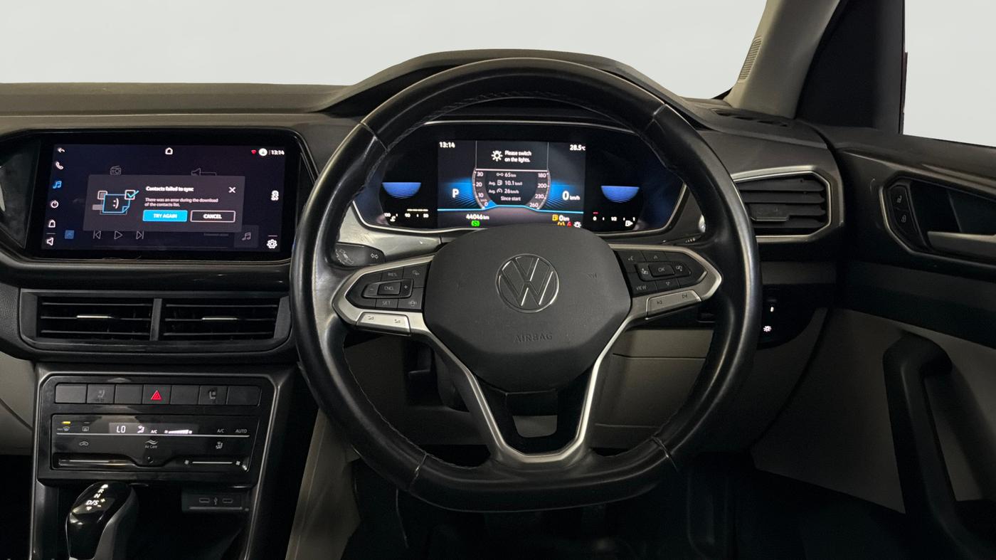 2022 Volkswagen TAIGUN TOPLINE 1.0 TSI AT, Petrol, Automatic, 43,980 km, Steering Wheel Close Up