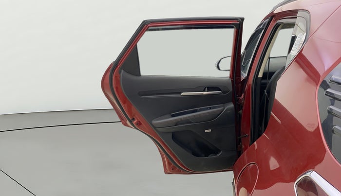 2020 KIA SONET GTX PLUS 1.5 AT, Diesel, Automatic, 69,028 km, LHS Rear Door