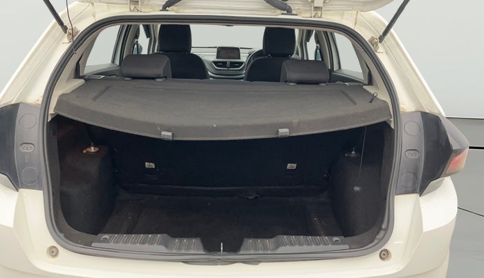 2022 Tata ALTROZ XZ PETROL, Petrol, Manual, 32,969 km, Boot Open Zoomed View