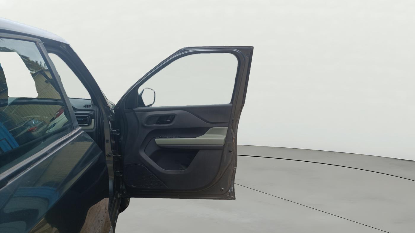 2023 Tata PUNCH ADVENTURE MT, Petrol, Manual, 36,943 km, RHS Front Door