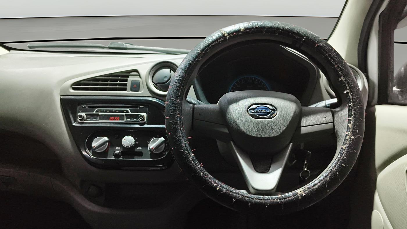 2016 Datsun Go T, Petrol, Manual, 32,467 km, Steering Wheel Close Up