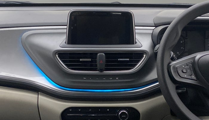 2024 Tata ALTROZ XZ PETROL, Petrol, Manual, 11,792 km, Air Conditioner