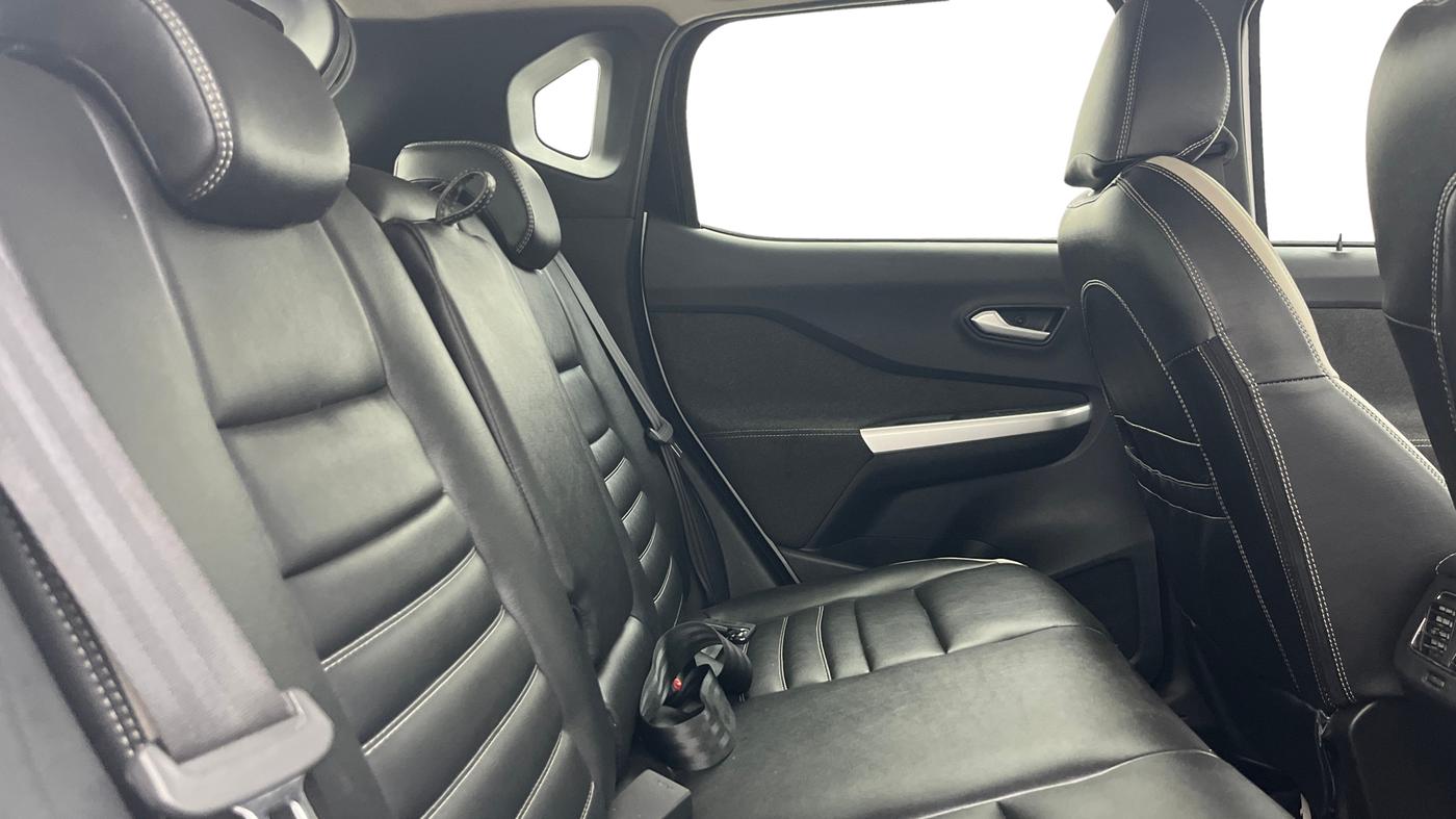 2021 Nissan MAGNITE XV PREMIUM TURBO (O), Petrol, Manual, 51,888 km, Right Side Rear Door Cabin