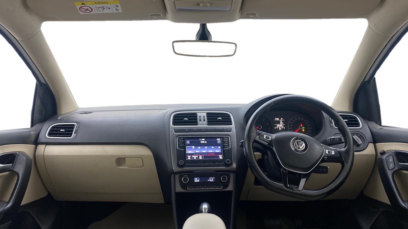 2019 Volkswagen Vento HIGHLINE PLUS 1.2 AT, Petrol, Automatic, 63,390 km, Dashboard