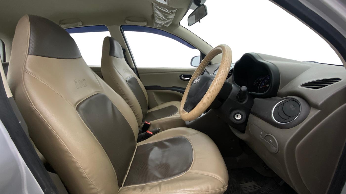 2014 Hyundai i10 SPORTZ 1.1, Petrol, Manual, 47,884 km, Right Side Front Door Cabin