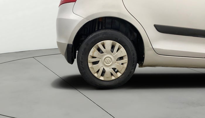 2014 Maruti Swift VXI, Petrol, Manual, 31,497 km, Right Rear Wheel