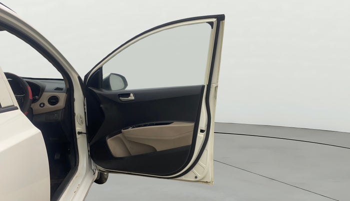 2014 Hyundai Grand i10 ASTA AT 1.2 KAPPA VTVT, Petrol, Automatic, 59,310 km, RHS Front Door
