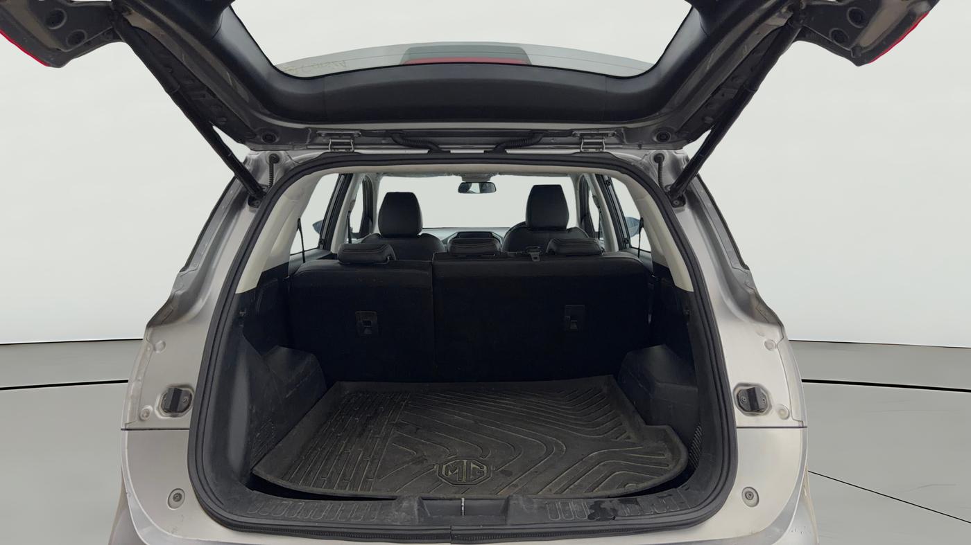 2020 MG HECTOR SHARP 1.5 DCT PETROL, Petrol, Automatic, 34,617 km, Boot Open Zoomed View