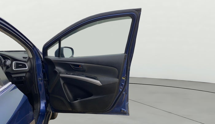 2020 Maruti S Cross SIGMA 1.5, Petrol, Manual, 1,14,919 km, RHS Front Door