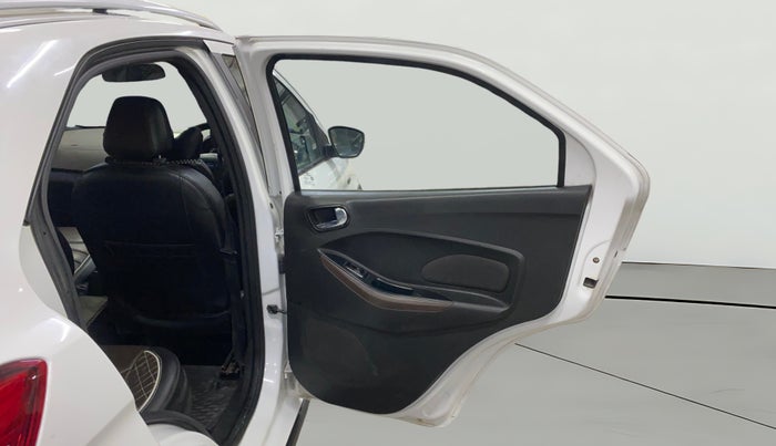 2018 Ford FREESTYLE TITANIUM 1.2 PETROL, Petrol, Manual, 73,353 km, RHS Rear Door