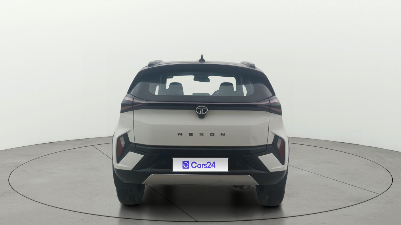 2023 Tata NEXON FEARLESS SUNROOF DUAL TONE 1.2 PETROL, Petrol, Manual, 46,023 km, Back/Rear