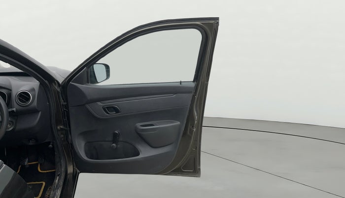 2016 Renault Kwid RXL, Petrol, Manual, 43,923 km, RHS Front Door