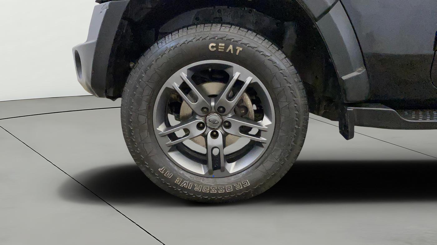 2022 Mahindra Thar LX HT PETROL 4WD MT, Petrol, Manual, 43,511 km, Left Front Wheel
