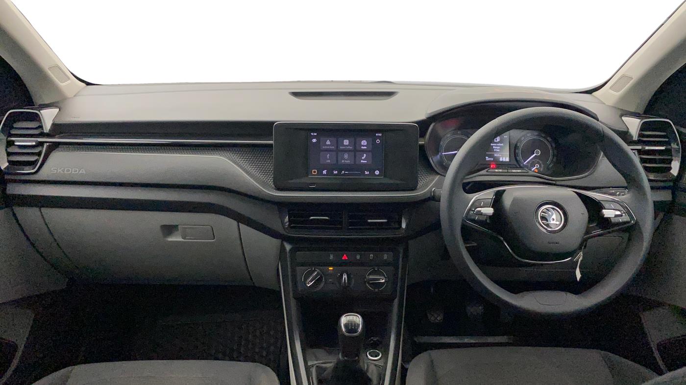 2025 Skoda KUSHAQ ACTIVE 1.0L TSI MT, Petrol, Manual, 33,755 km, Dashboard