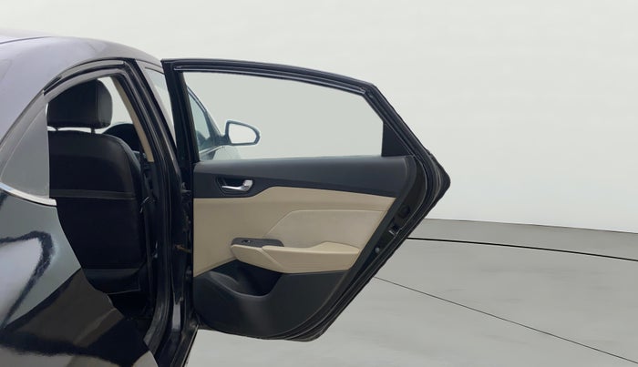 2018 Hyundai Verna 1.6 VTVT SX, Petrol, Manual, 75,371 km, RHS Rear Door