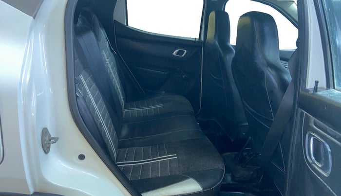 2019 Renault Kwid RXT 1.0 (O), Petrol, Manual, 42,088 km, Right Side Rear Door Cabin