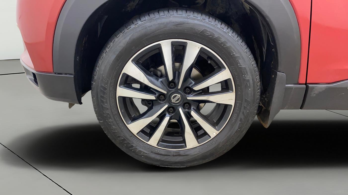 2020 Nissan Kicks XV 1.5, Petrol, Manual, 1,06,479 km, Left Front Wheel