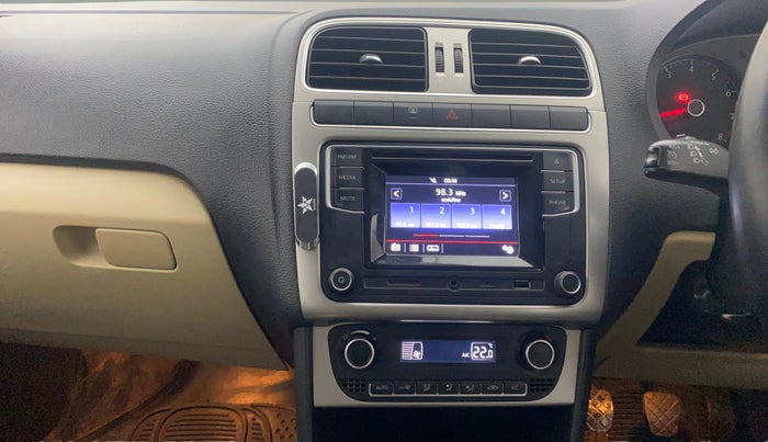 2017 Volkswagen Polo HIGHLINE1.2L, Petrol, Manual, 40,889 km, Air Conditioner