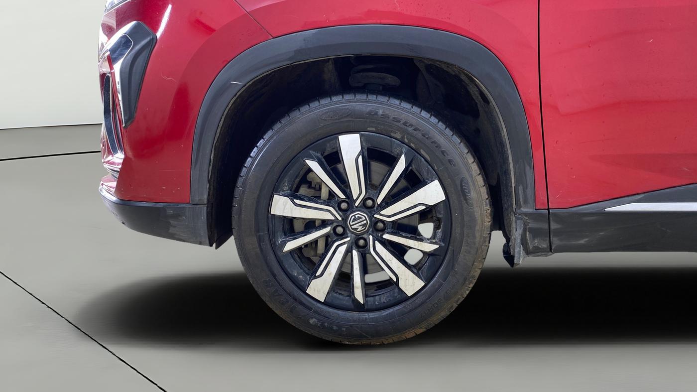 2020 MG HECTOR PLUS SHARP 1.5 PETROL TURBO HYBRID MT 6-STR, Petrol, Manual, 56,803 km, Left Front Wheel