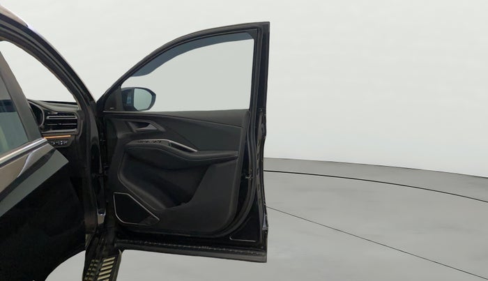 2024 MG HECTOR Sharp Pro Blackstorm 1.5 Turbo CVT, Petrol, Automatic, 33,197 km, RHS Front Door