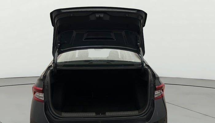 2022 Skoda SLAVIA STYLE 1.0L TSI MT, Petrol, Manual, 63,975 km, Boot Door Open