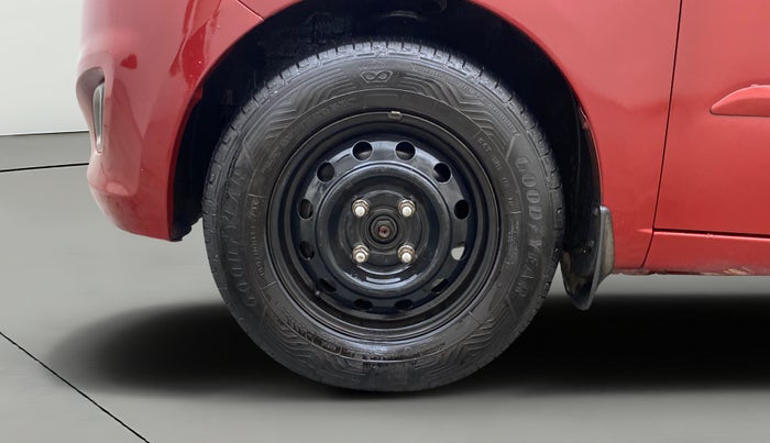 2013 Hyundai i10 SPORTZ 1.2 AT, Petrol, Automatic, 68,947 km, Left Front Wheel